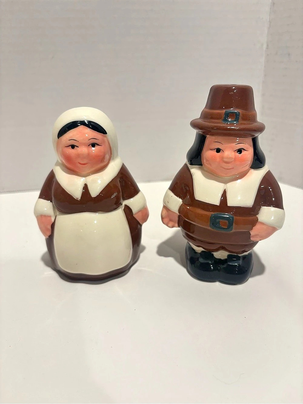 Publix The Pilgrim Pair Pilgrim Salt & Pepper Shaker Set